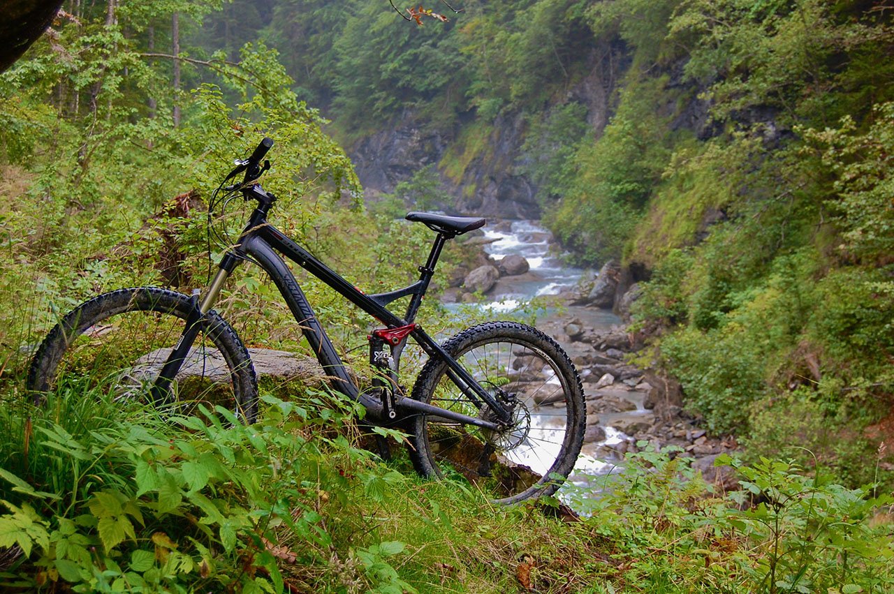 meiringen_mountain_biking_switzerland