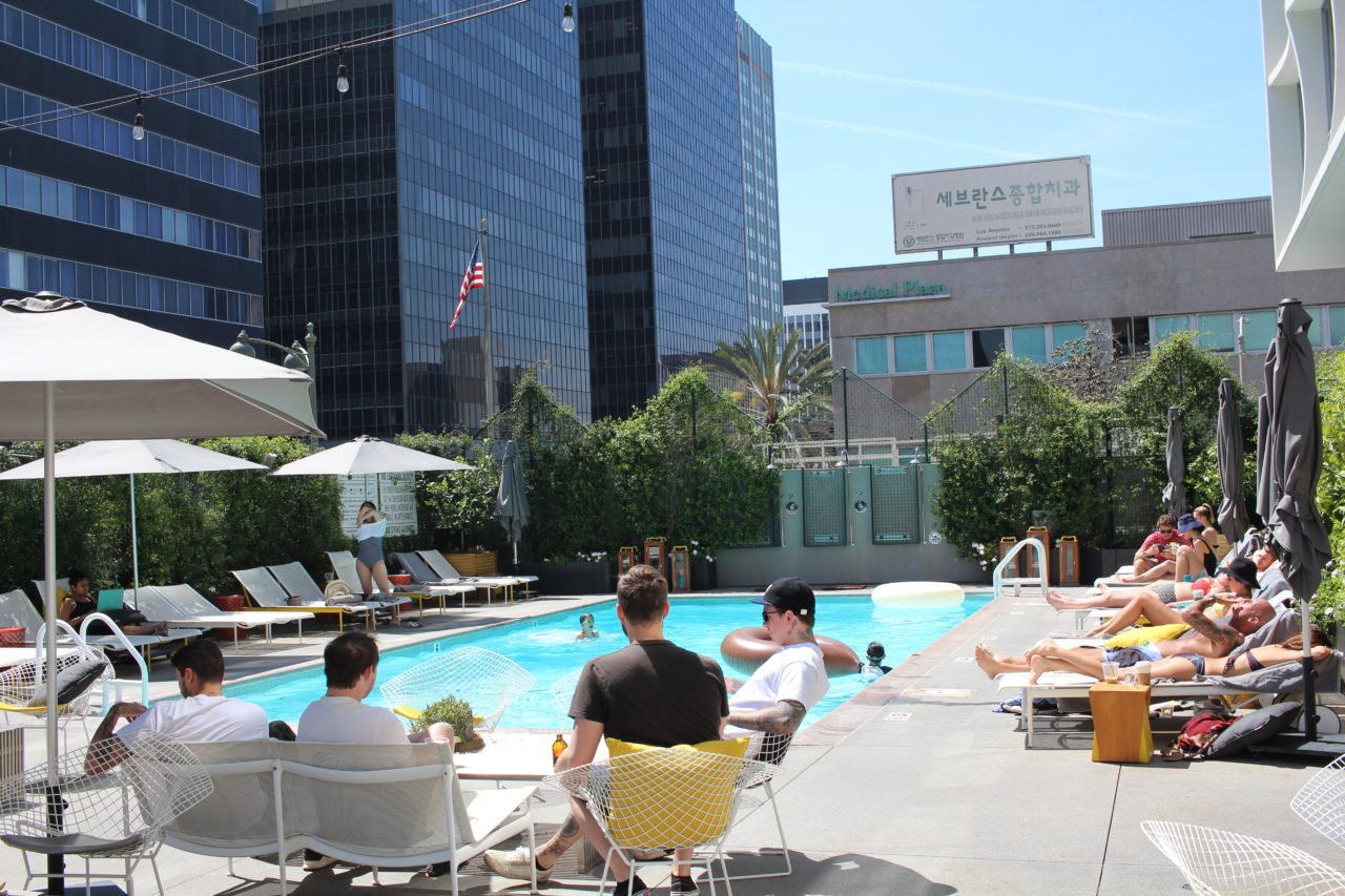 the_line_hotel_koreatown_pool