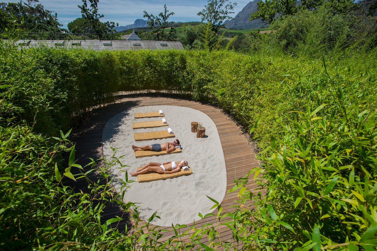 babylonstoren_sunbathing_sandpit_1280