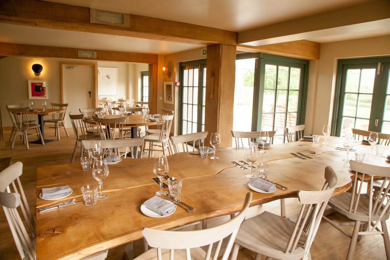 mash_inn_buckinghamshire_dining_room